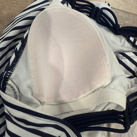 KONA SOL WOMENS MEDIUM NWOT NAVY BLUE STRIPE ONE PIECE SWIM SUIT - Picture 6 of 7